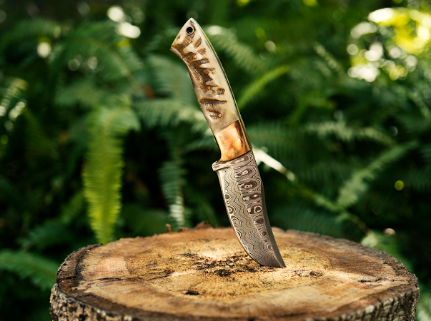 rams horn hunting knife