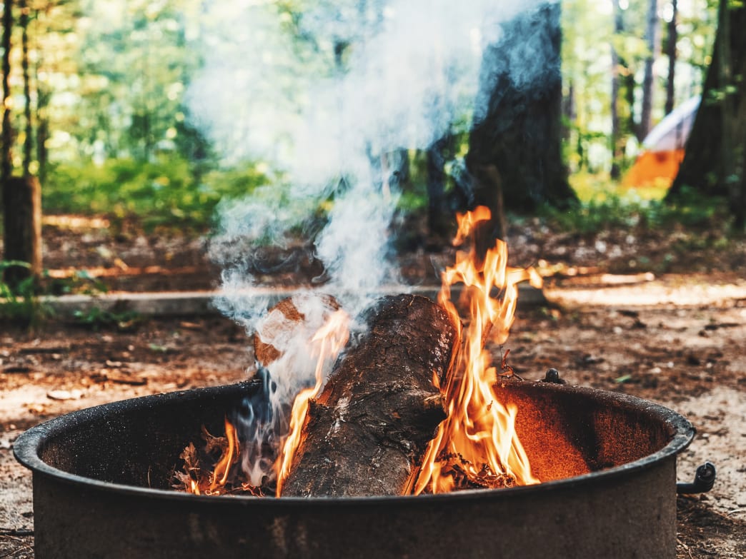 Pro Tips on Building the Perfect Campfire
