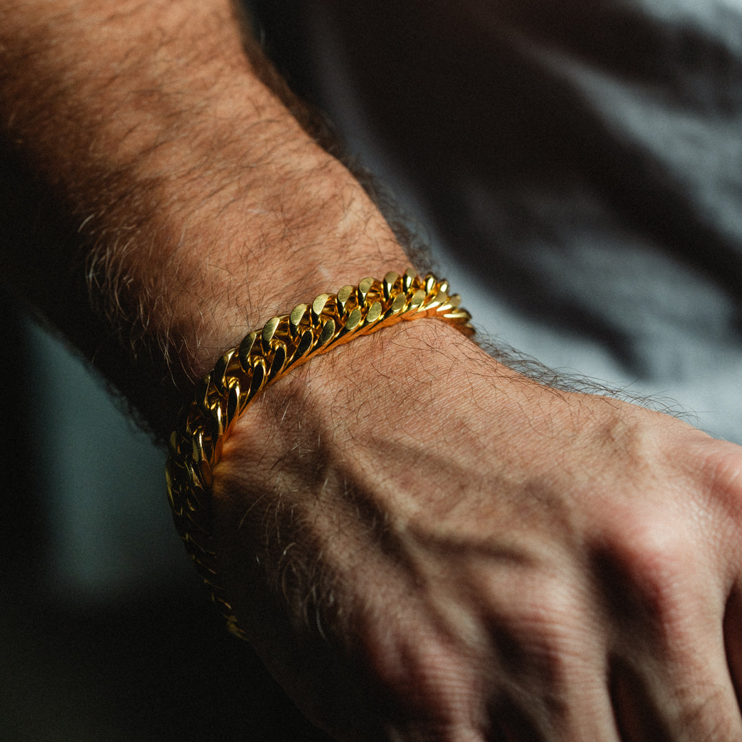 Mens gold cuban chain bracelet 