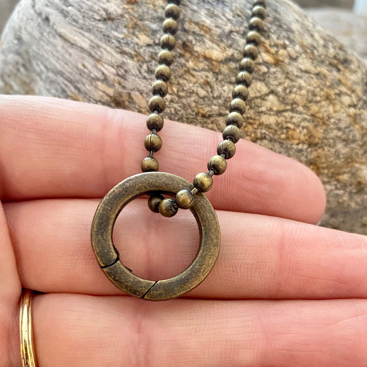 Men&#39;s Necklace, Heavy Brass Ring Washer, Circle Eternity Link, 20 Inch Chain, Unisex, Men&#39;s Fashion