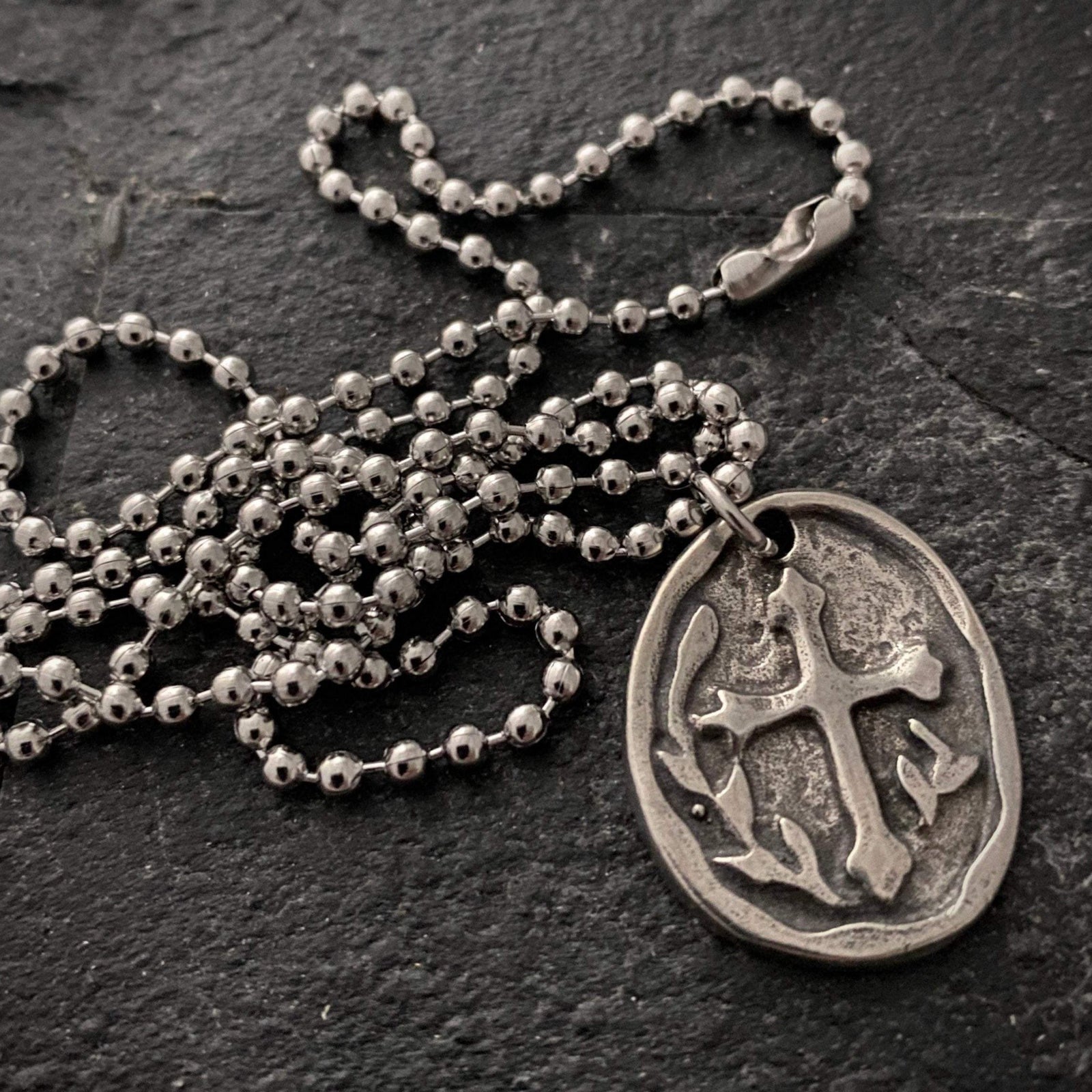 Men's necklace with a vintage feel cross on oval pendant, unisex jewelry, cross, mens fashion, 20 and 24 inch length ST-007