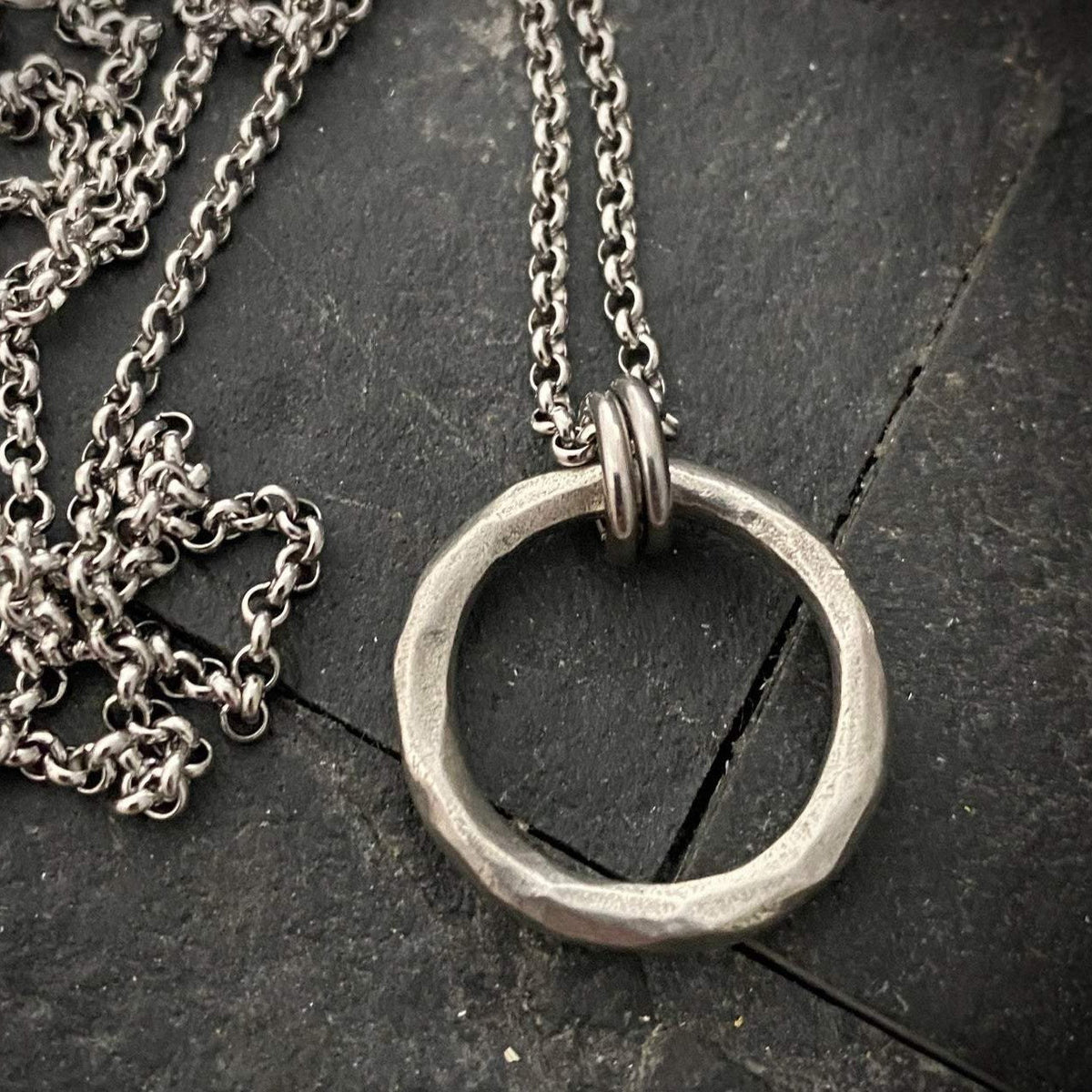Men&#39;s Necklace, Antiqued Hammered Eternity Ring, Unisex Jewelry, Men&#39;s Fashion, Available in 20 or 24 Inch Chain, ST-012