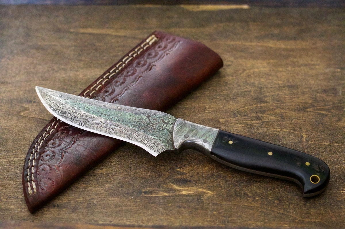 Hunter Knife- Damascus Steel