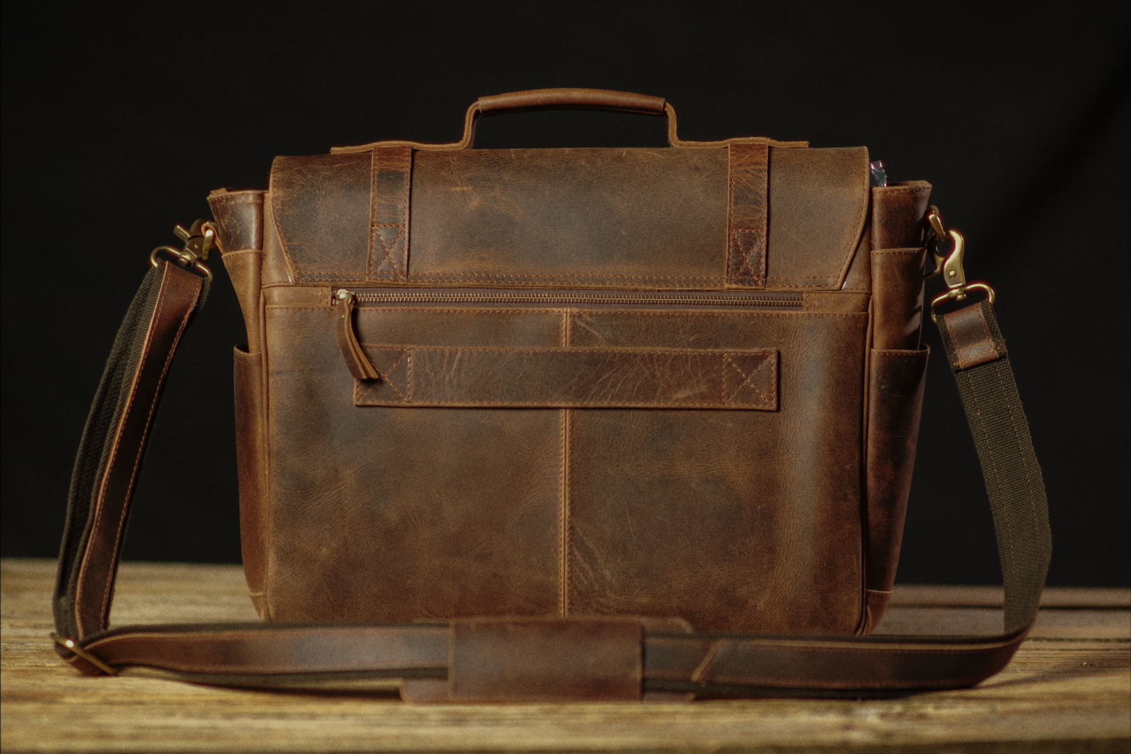 buffalo leather messenger laptop bag