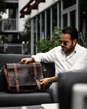 Men's Buffalo Leather Messenger Bag